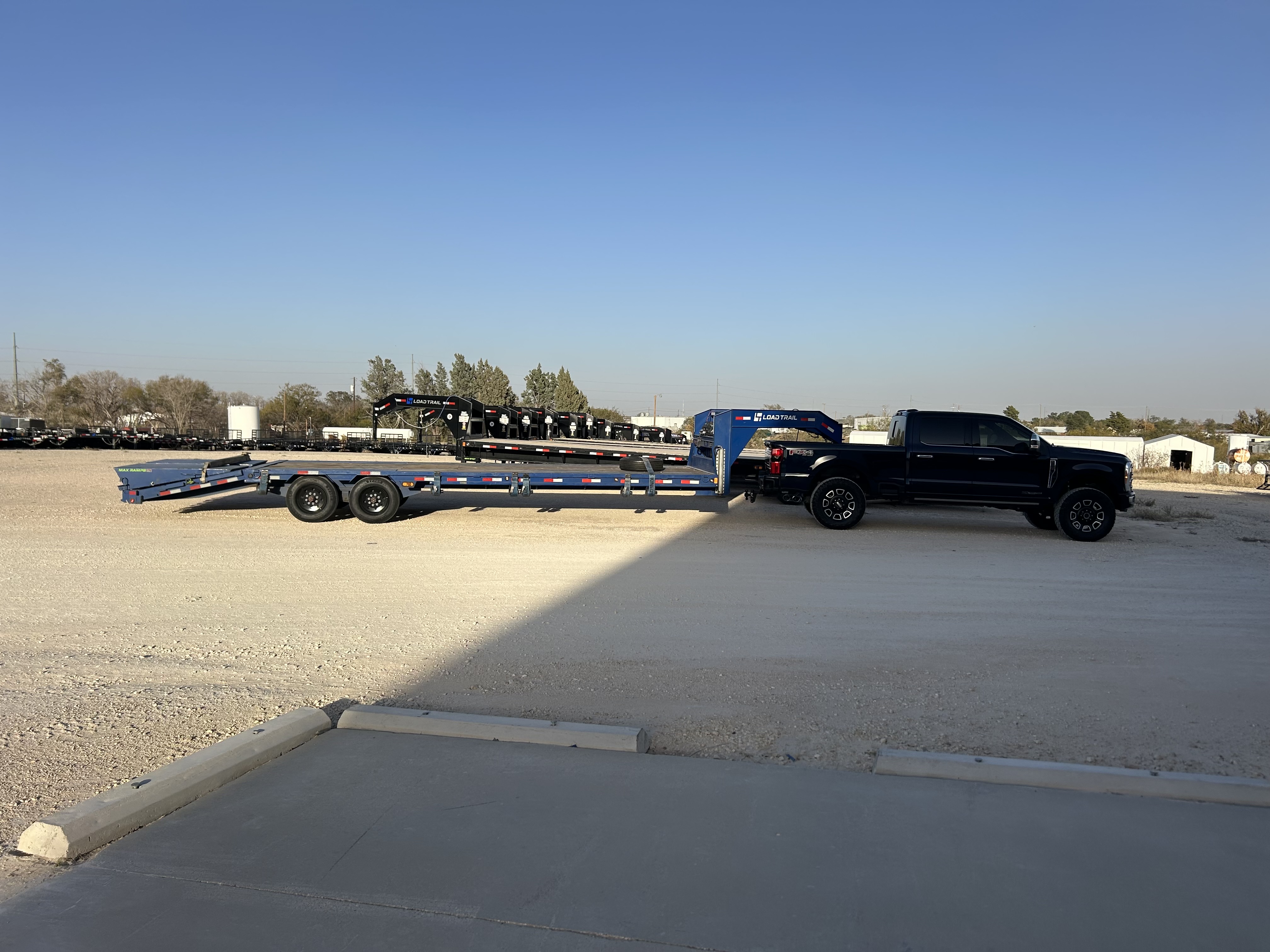 Load Trailer Gooseneck