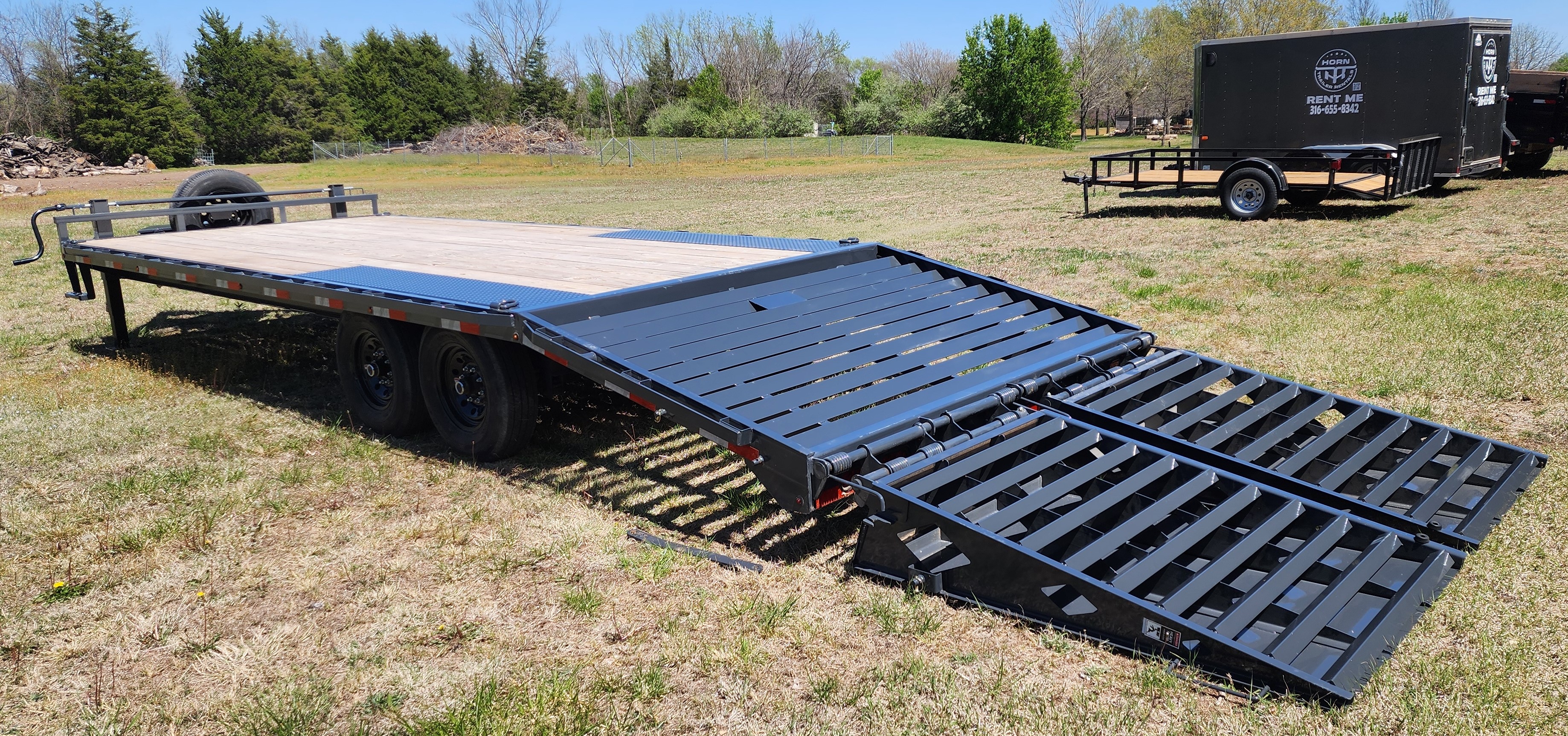 Lamar Flatbed 102
