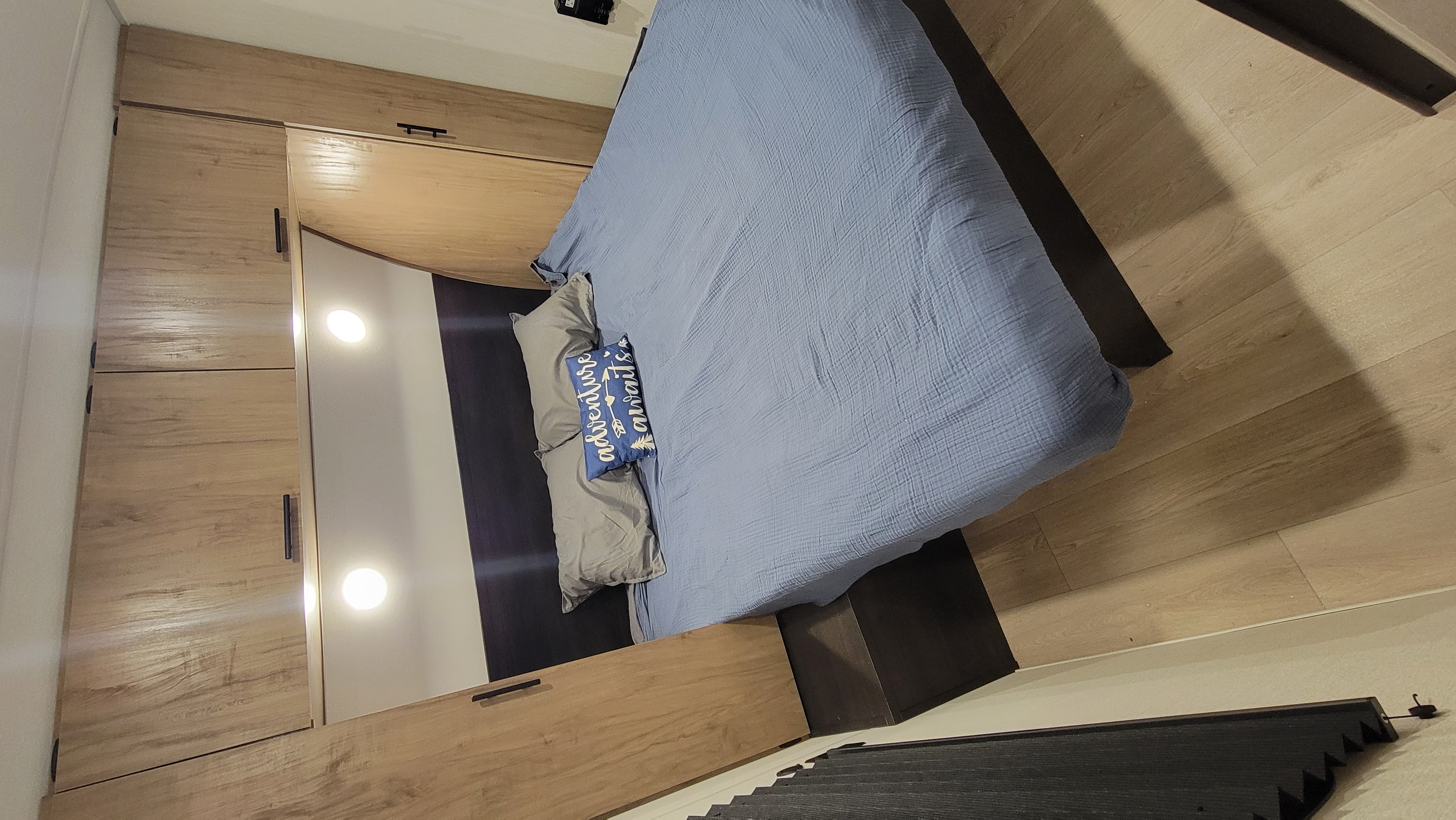 Forest River Wolf Den 294GEBG