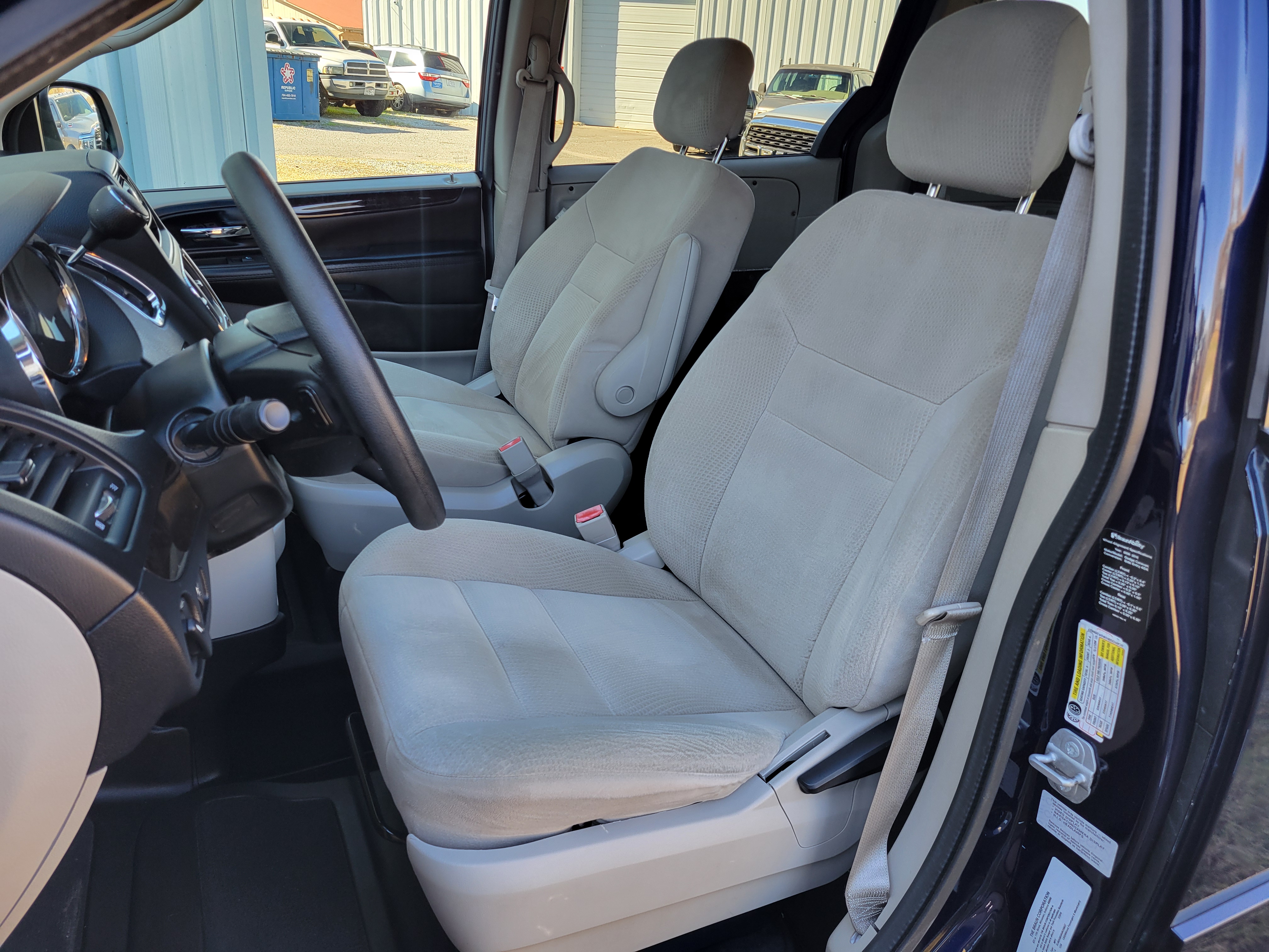 Dodge Caravan