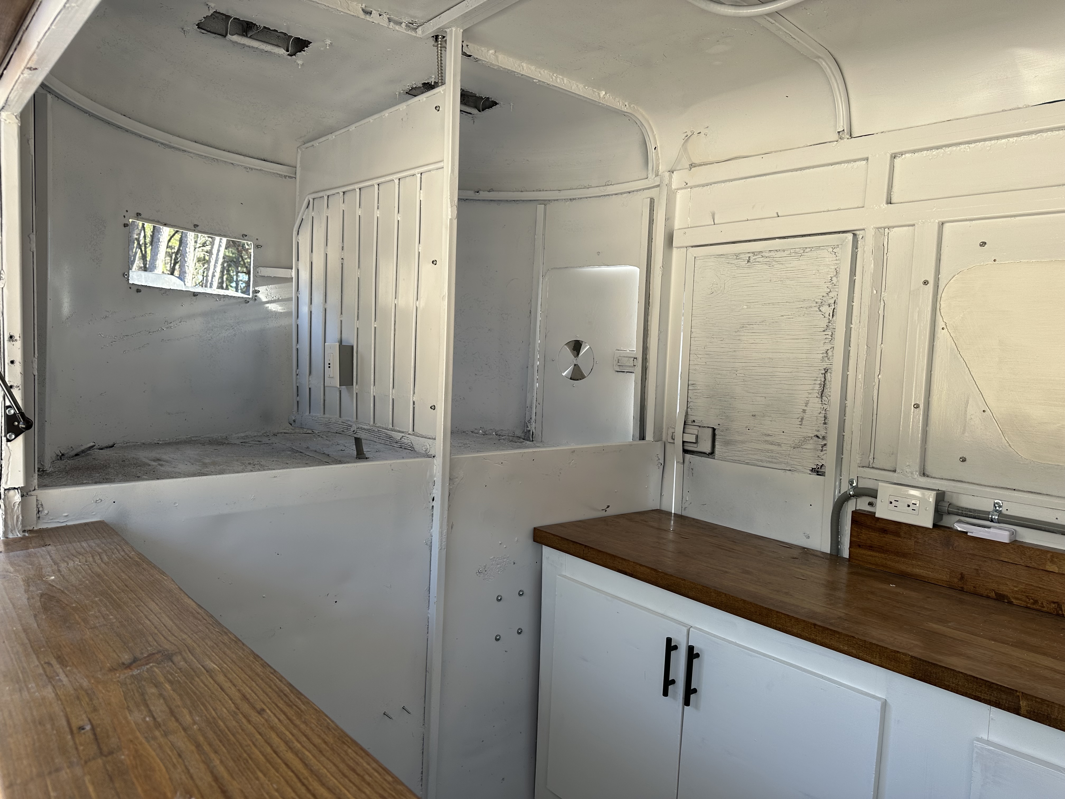 WW Trailers Mobile Bar Trailer
