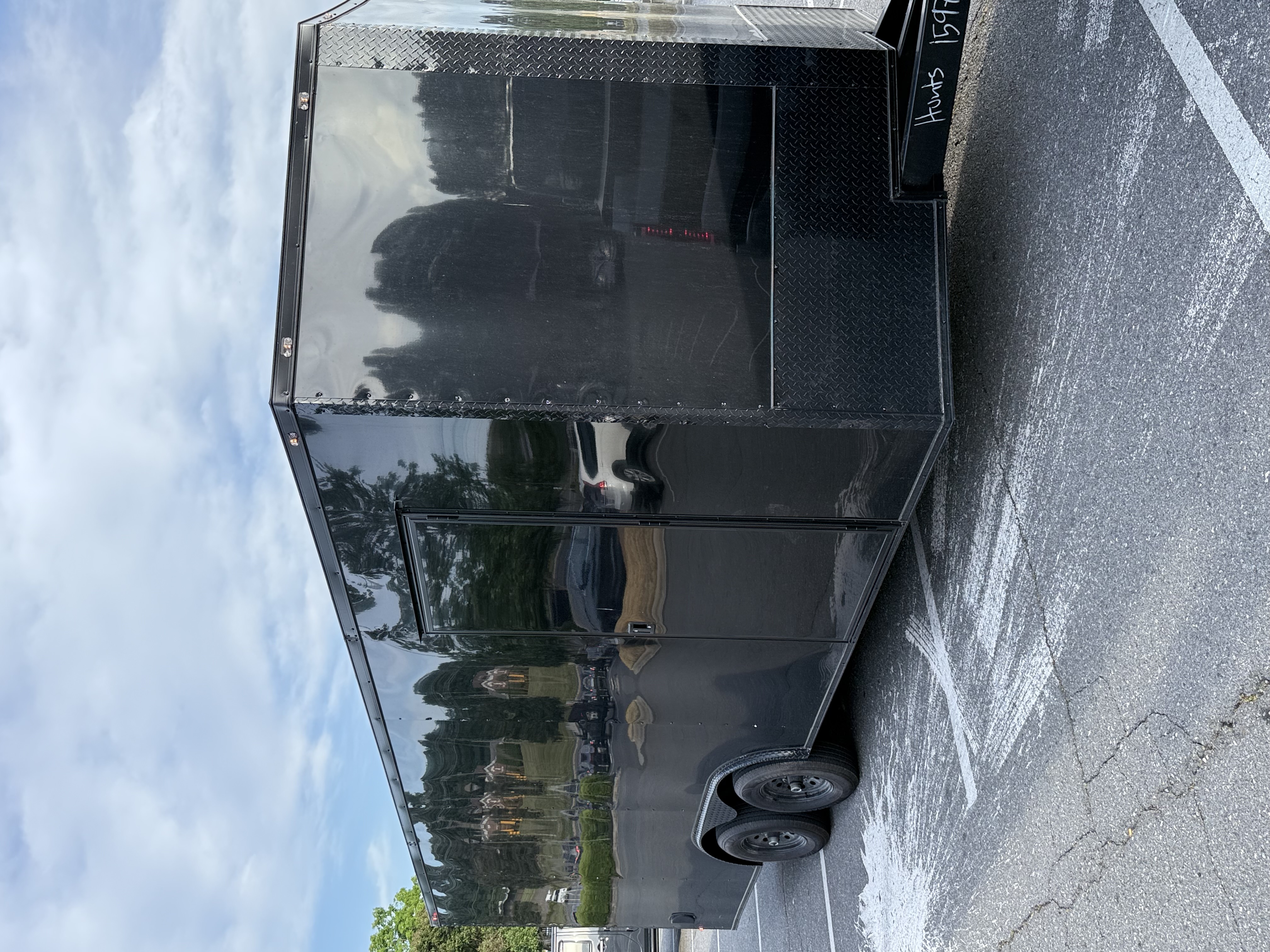 Enclosed trailer