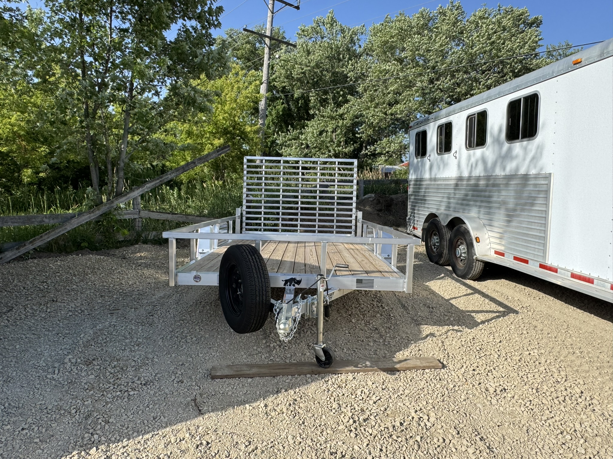 Car trailer
